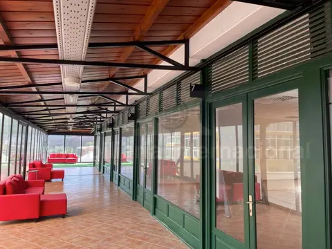 Conjunto de Locales Comerciales en centro Puerto de la Cruz